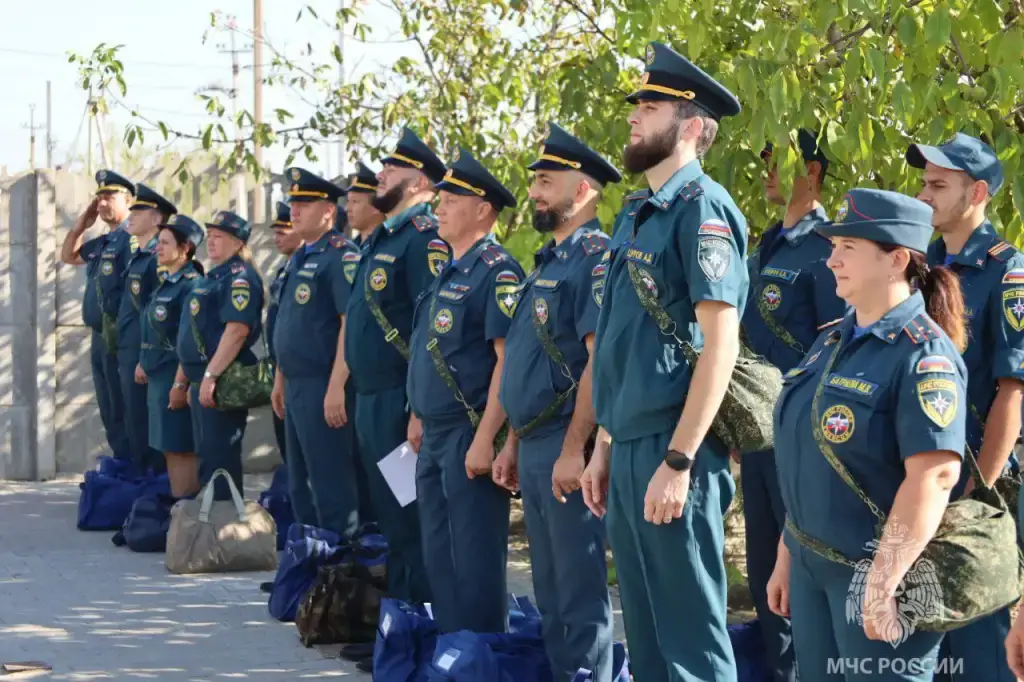 Пожежі на Херсонщині: мешканці гасять самі, поки окупанти тренуються