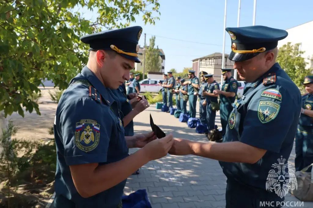 Пожежі на Херсонщині: мешканці гасять самі, поки окупанти тренуються