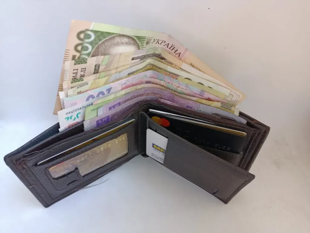 Вересневі виплати для переселенців: кому продовжили допомогу та які нові умови