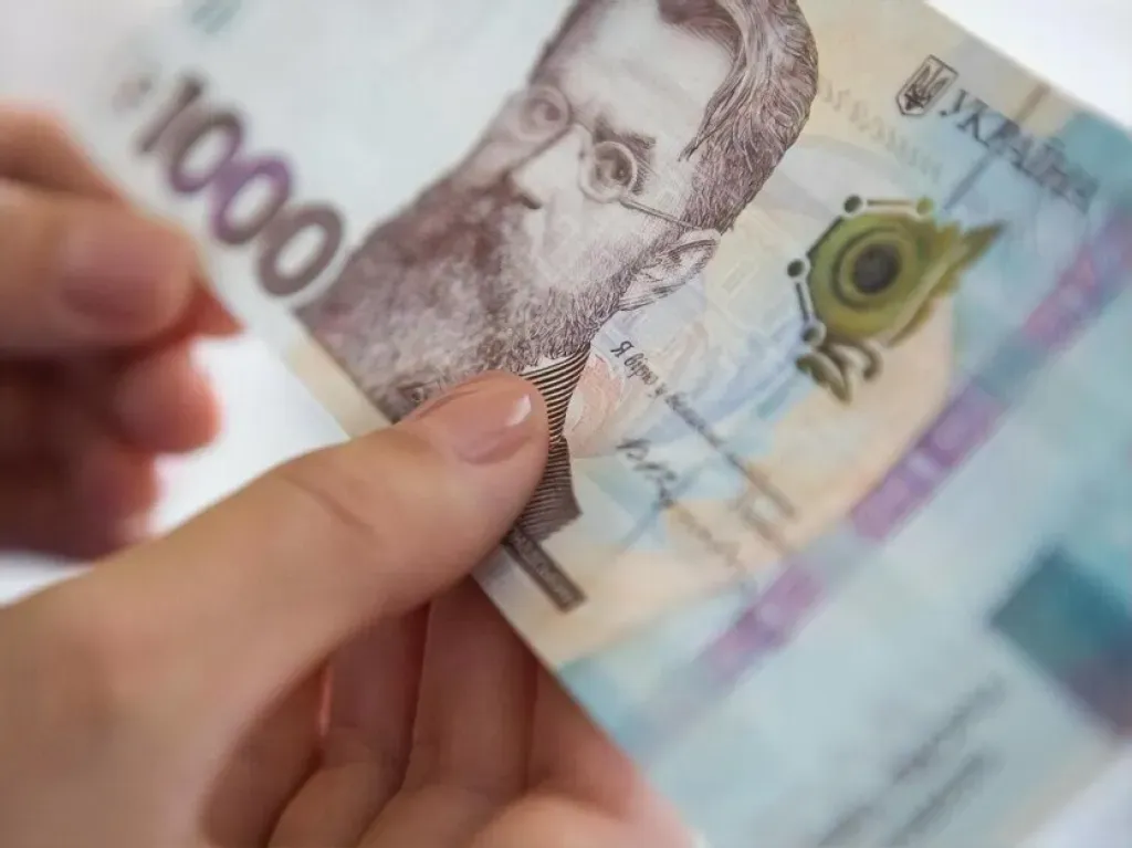 Вересневі виплати для переселенців: кому продовжили допомогу та які нові умови