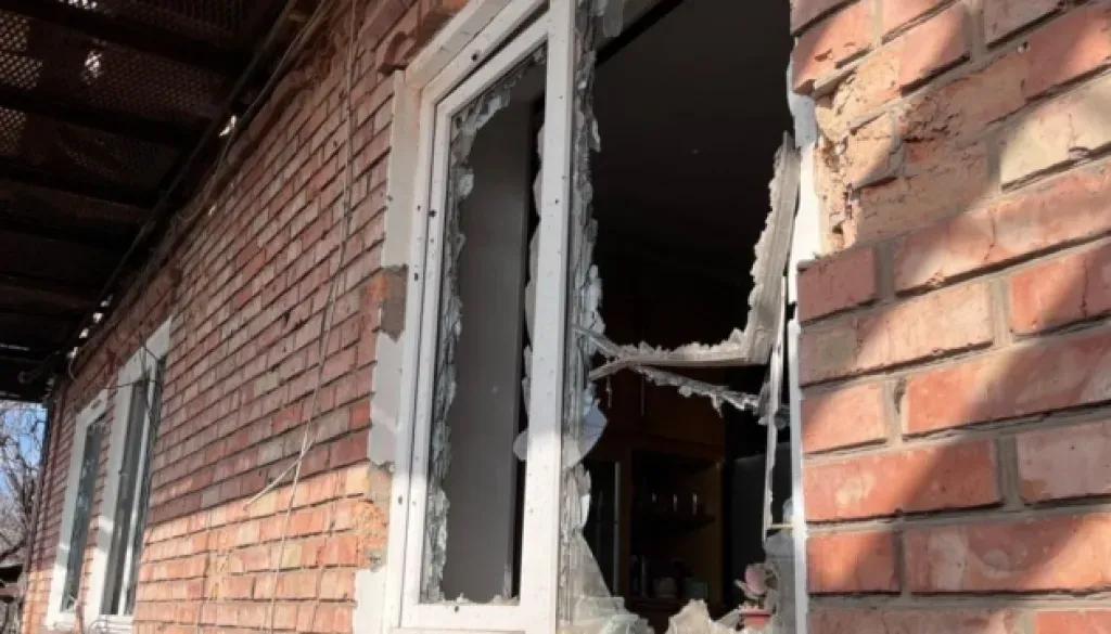 На Херсонщині через обстріли загинула людина, ще 13 мешканців отримали поранення