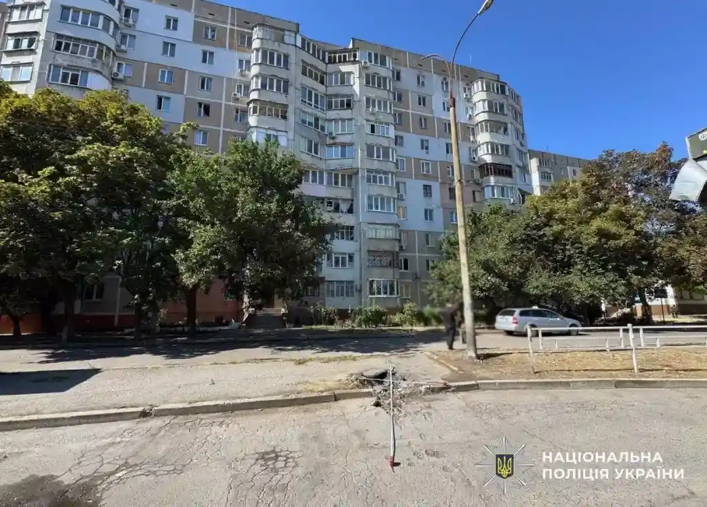 Одинадцятеро людей поранені на Херсонщині через ворожі обстріли