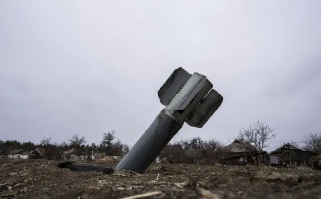 Унаслідок ранкового обстрілу Молодіжного поранений 16-річний хлопець