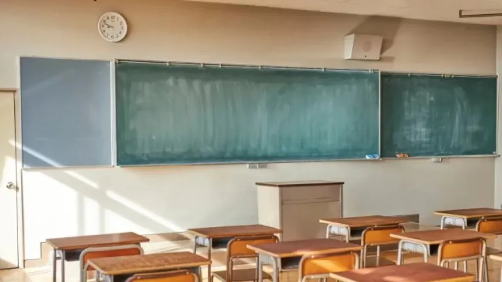 Окупанти заявили про набір 1800 першокласників на лівобережжі Херсонщини