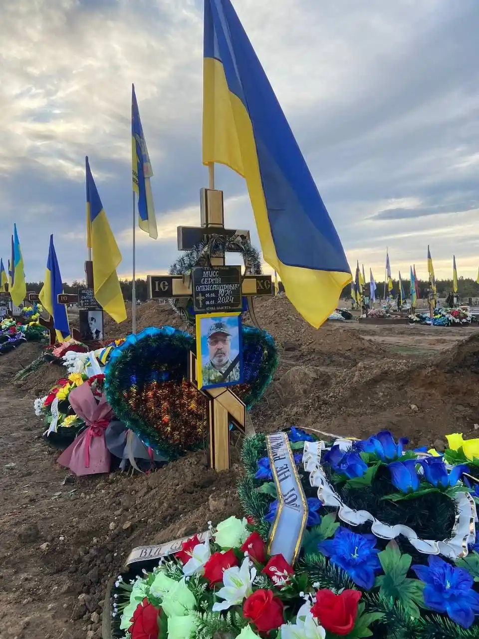 Бериславщина попрощалася із захисником України Сергієм Муссом