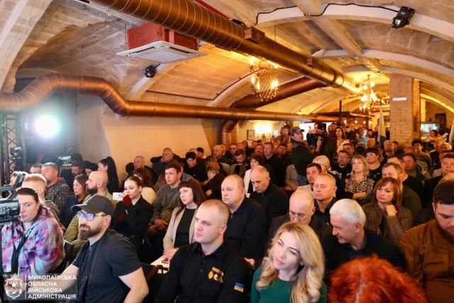 Скільки заробляють керівники місцевих військових адміністрацій Херсонщини і чому деякі приховують свої доходи