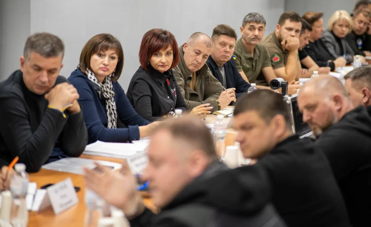 Скільки заробляють керівники місцевих військових адміністрацій Херсонщини і чому деякі приховують свої доходи