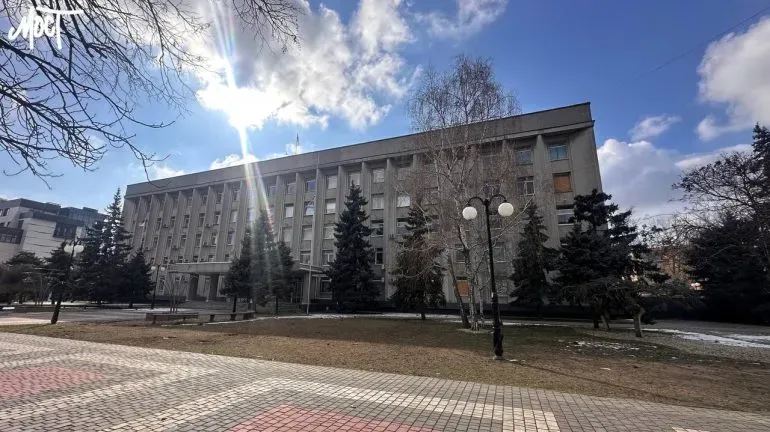 Начальник Херсонської МВА та його заступники отримали понад півмільйона гривень у липні