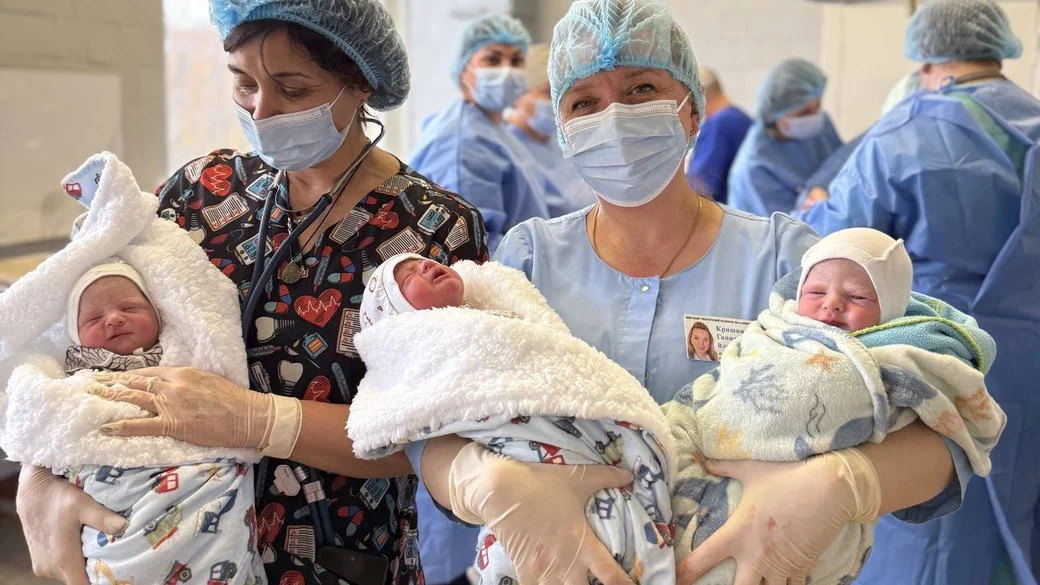 У Миколаєві народилася трійня: родина херсонців тепер виховує сімох дітей