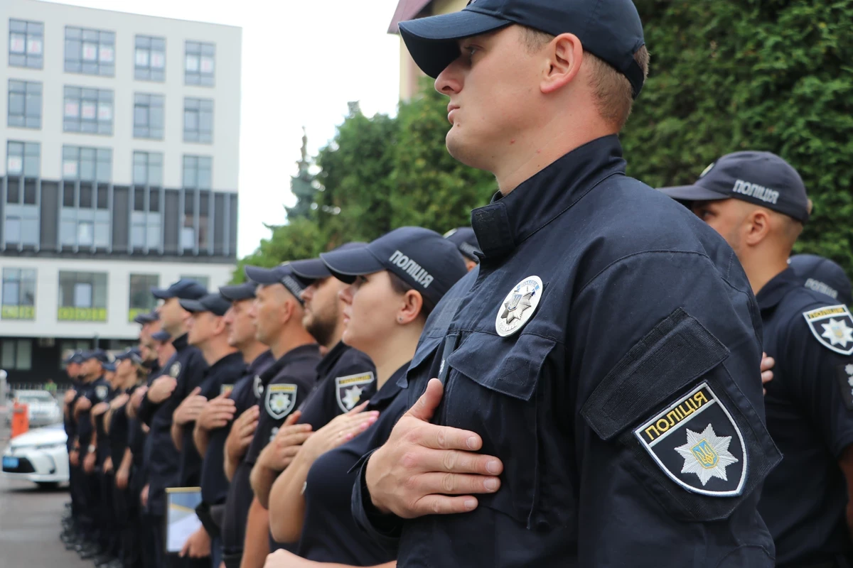 Омбудсменка закликала поліцію активніше реагувати під час мобілізаційних перевірок