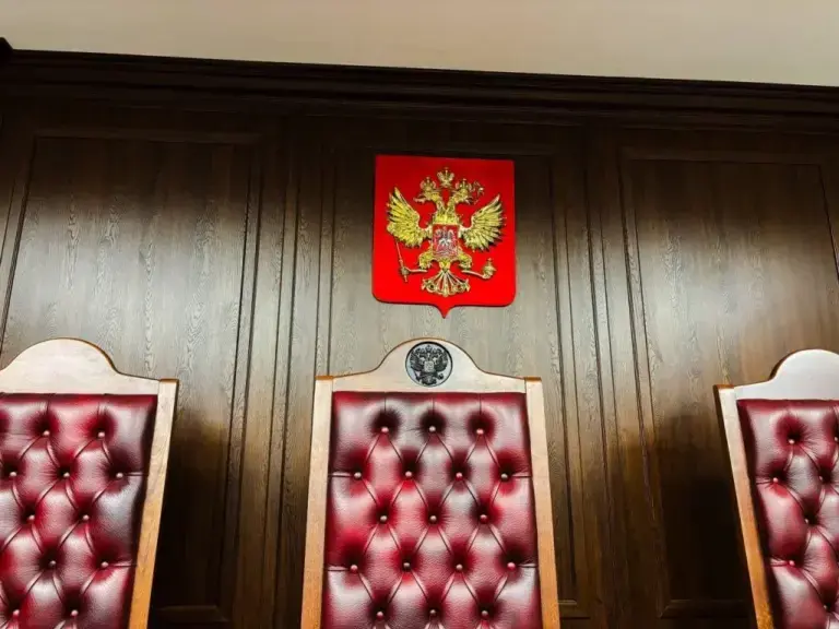 Окупаційна влада Херсонщини вручила посвідчення новим “суддям”