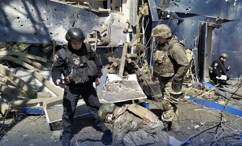 Дрони, артилерія і поранені цивільні: день обстрілів на Херсонщині