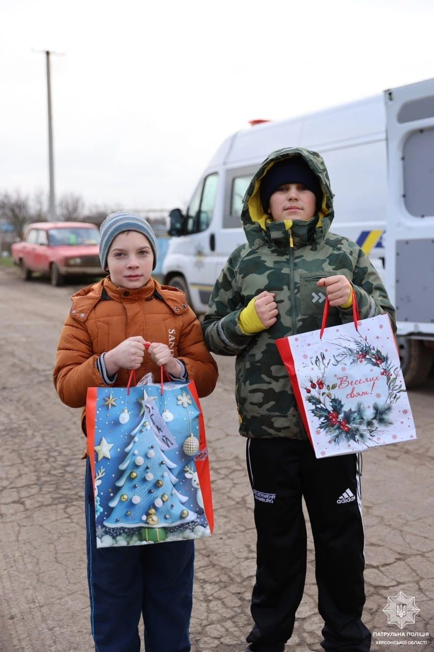 Різдвяна ініціатива: від Львова до Херсона — подарунки для дітей, наповнені надією