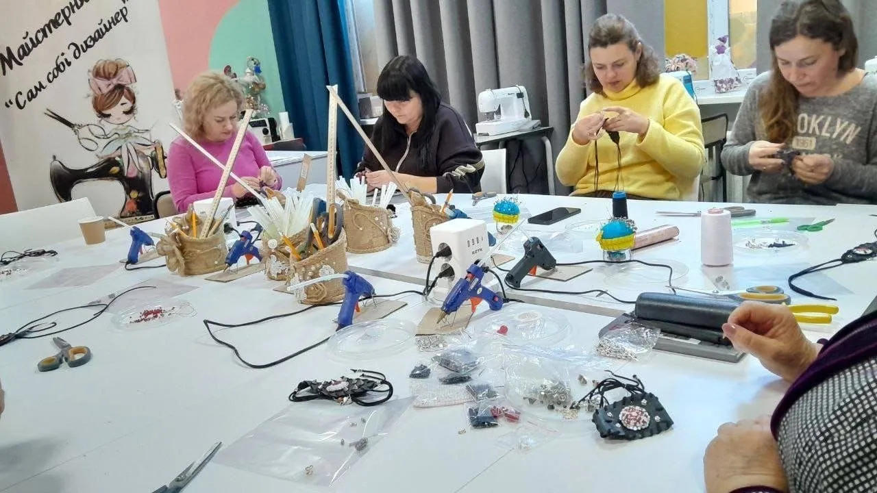 Психологічна стійкість та гуманітарний тил: як у Херсоні підтримують родини з дітьми